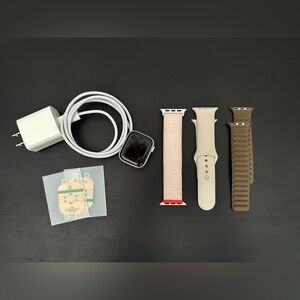 Apple Watch Series 9 Aluminum GPS - Silver (41mm)